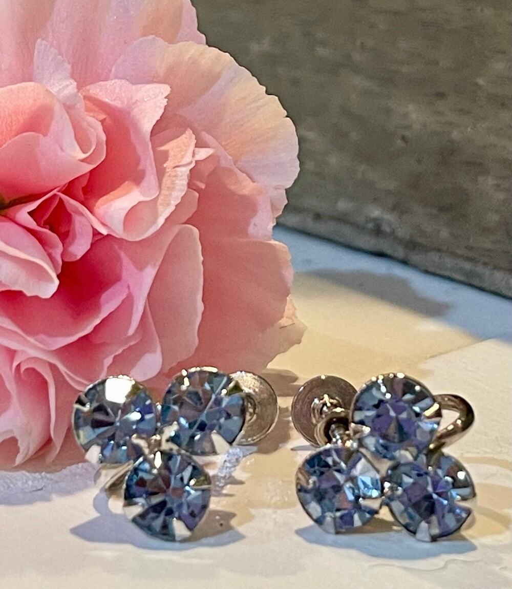 Vintage c.1950s Light Blue 3 Stone Czech Glass Screwback Earrings